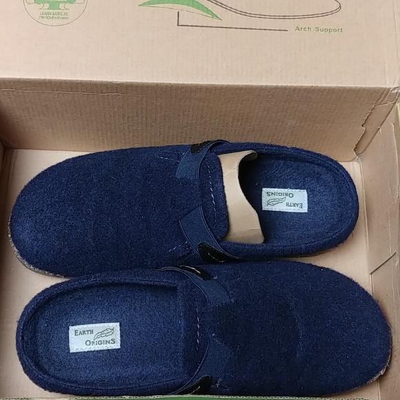 earth origins felt clogs
